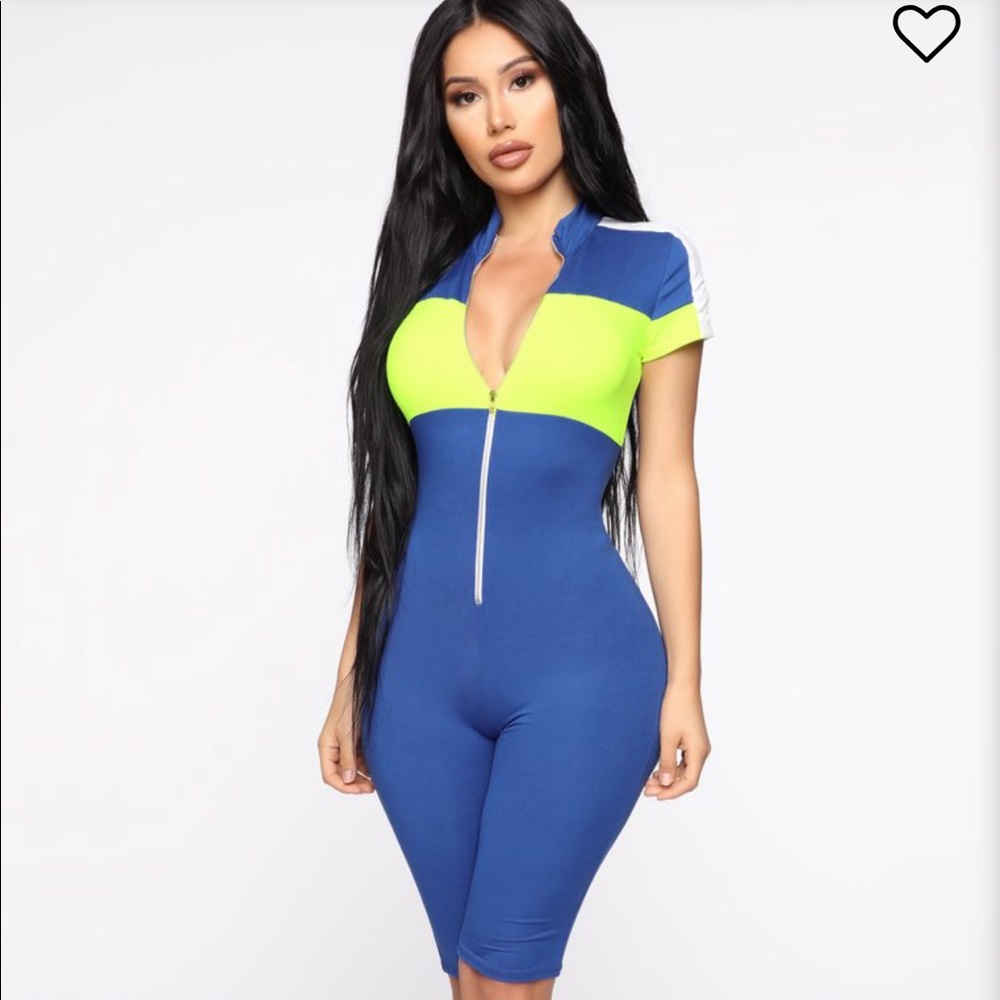Small/medium Fashion nova athletic body suit